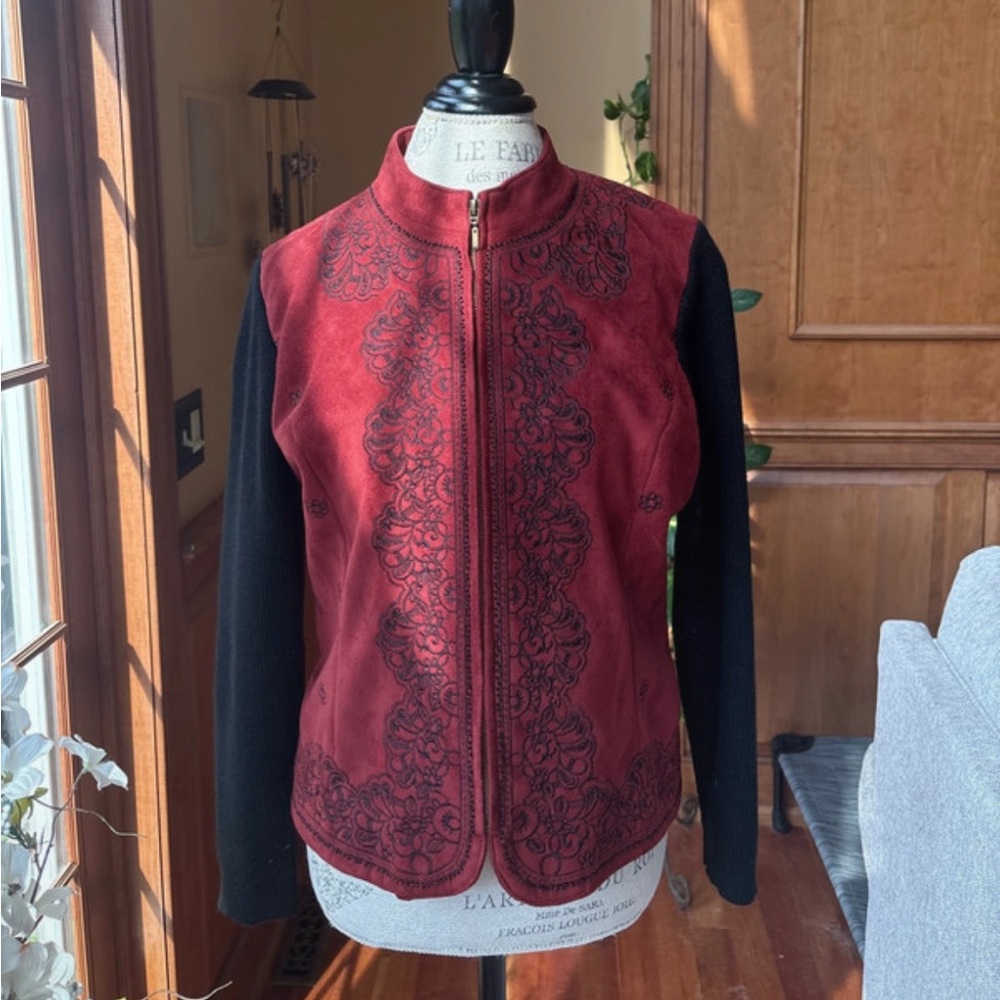 Women's Coldwater Creek Vintage Red and Black Embroidered Zip-Front Jacket